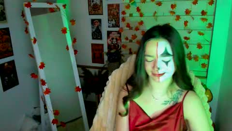 Allana online show from 10/31/25, 08:37