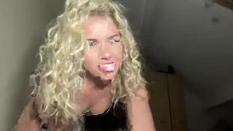 Allana online show from 12/14/25, 06:12