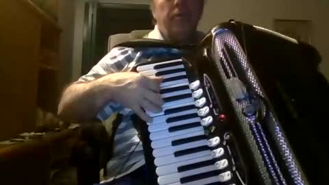 Snapshot of allanastar chatting on 10/27/25, 12:36 AllanaStar online show from 10/27/25, 12:36