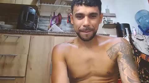 Snapshot of allanbarreto chatting on 12/18/25, 04:51 Allan online show from 12/18/25, 04:51