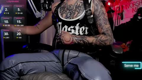   online show from 11/28/25, 07:05