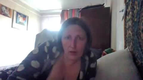 Snapshot of allasowinskaya chatting on 05/14/26, 10:22 AllaSowinskaya online show from 05/14/26, 10:22