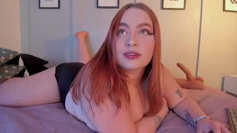 Laura online show from 12/01/25, 12:48