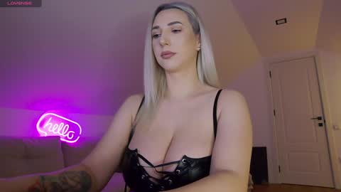 A day u didnt smile is a lost day online show from 03/03/26, 04:40