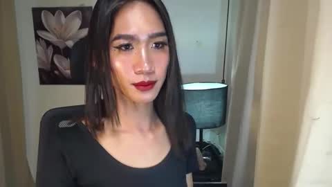 trina online show from 02/21/25, 05:35