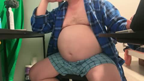 Allergictolove online show from 01/06/25, 03:31