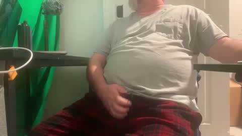 Allergictolove online show from 01/14/25, 01:47