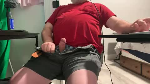 Allergictolove online show from 09/27/25, 12:48