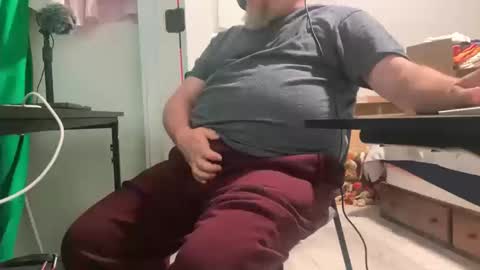 Allergictolove online show from 10/20/25, 12:22