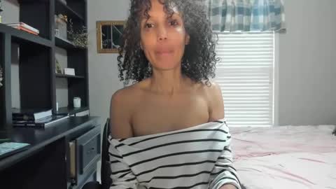 wishlist on bio online show from 02/15/25, 10:10