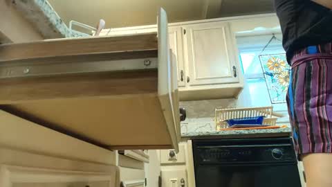 wishlist on bio online show from 09/28/25, 06:24