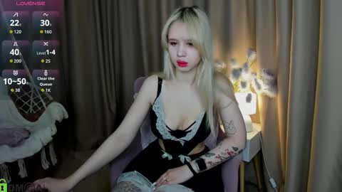 alli_aster online show from 03/27/26, 01:44