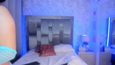 AlliceWinter online show from 10/29/25, 11:34