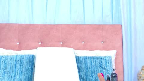 Allicia online show from 10/27/25, 07:18