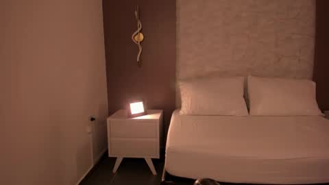 A L L I E online show from 03/25/26, 02:39