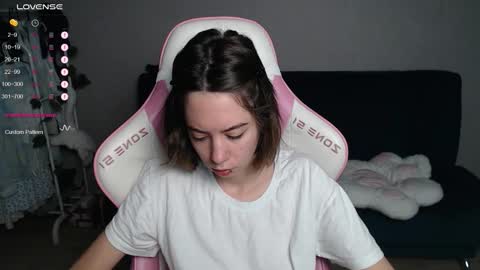 alice online show from 11/02/25, 01:19