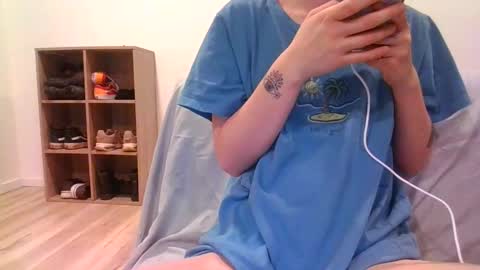 alliebearx online show from 03/09/25, 05:00