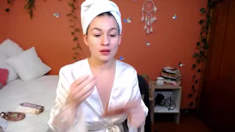 Allie  online show from 09/20/25, 06:20