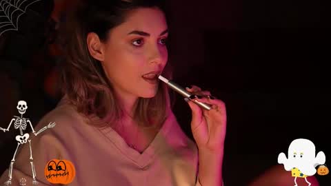 Allie online show from 10/15/25, 04:56