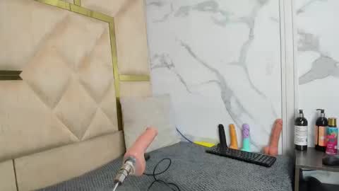 allison_69ts online show from 11/13/25, 05:17