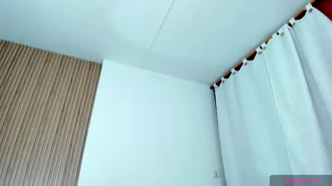 allison_fosther online show from 10/03/25, 04:09