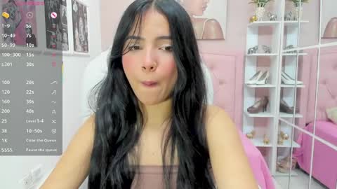 Snapshot of allison_garcia chatting on 04/18/26, 05:39 ALLISON online show from 04/18/26, 05:39