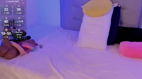 Snapshot of allison_muun chatting on 02/19/26, 04:58 Ally online show from 02/19/26, 04:58