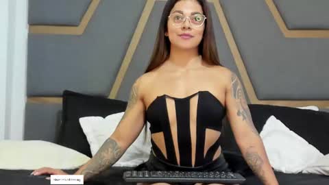 Snapshot of allison_owenns chatting on 07/17/26, 02:13 Allison Owenns online show from 07/17/26, 02:13