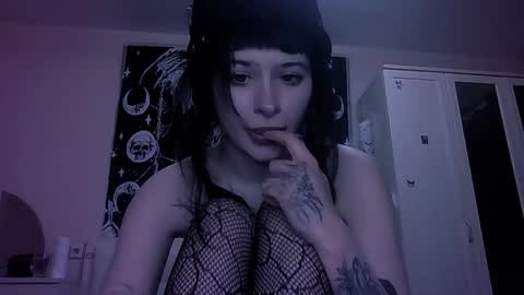 Alis online show from 04/08/26, 07:47