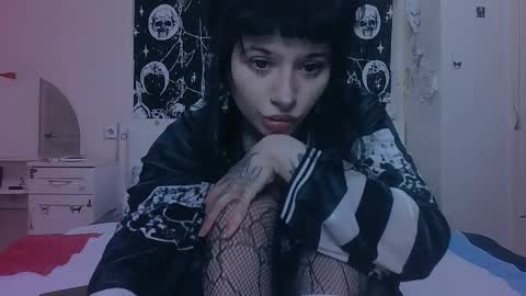Alis online show from 04/11/26, 07:51