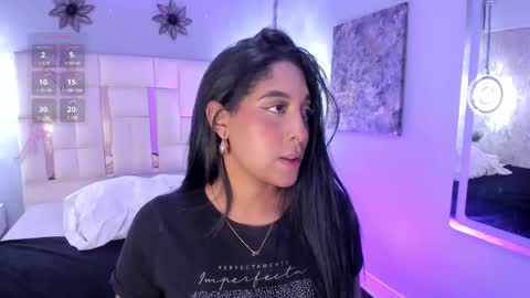 Snapshot of allisonfoster_ chatting on 01/14/25, 09:09 Allison online show from 01/14/25, 09:09