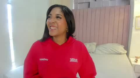 Snapshot of allisonfoster_ chatting on 01/24/25, 07:49 Allison online show from 01/24/25, 07:49