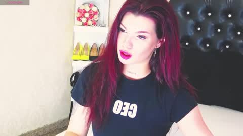 Snapshot of allisonn223 chatting on 05/04/26, 12:23 Deea online show from 05/04/26, 12:23