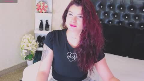 Snapshot of allisonn223 chatting on 05/29/26, 12:25 Deea online show from 05/29/26, 12:25