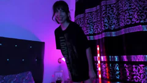 Alli online show from 03/11/25, 06:21