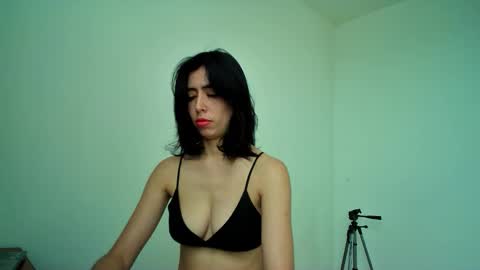 Alli online show from 09/15/25, 07:47