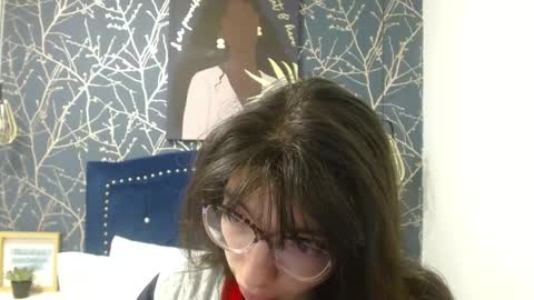 Snapshot of alllyson_ chatting on 05/19/26, 08:26 alison online show from 05/19/26, 08:26