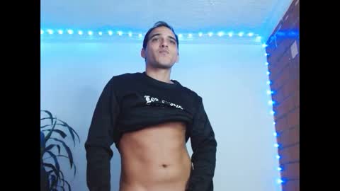 Max online show from 10/30/25, 06:41