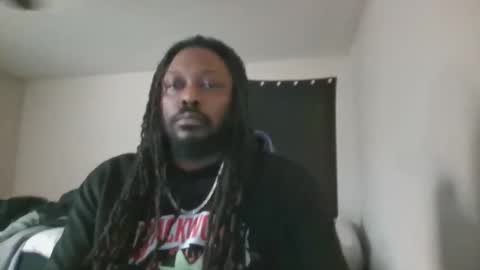 Snapshot of allniteluvr chatting on 12/19/24, 06:12 Allniteluvr online show from 12/19/24, 06:12