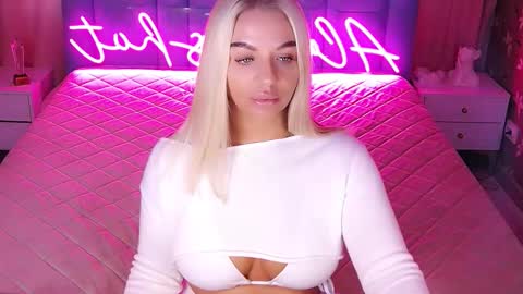 AlwaysHot online show from 02/03/26, 03:15