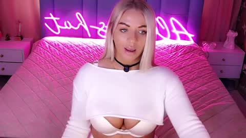 AlwaysHot online show from 03/26/26, 02:28