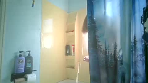 allwolf0323 online show from 09/15/25, 06:41