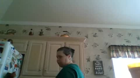 ally12334 online show from 10/27/25, 04:00