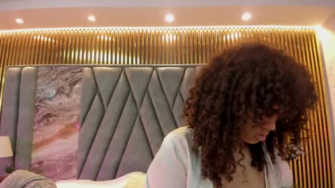 ally_and_noah_ online show from 05/24/26, 12:21
