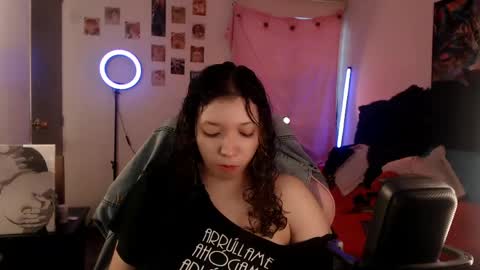 Snapshot of ally_donfort chatting on 05/20/26, 10:27 Ally online show from 05/20/26, 10:27