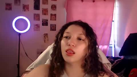 Snapshot of ally_donfort chatting on 06/10/26, 10:30 Ally online show from 06/10/26, 10:30