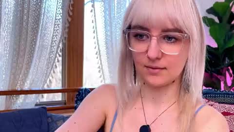 Ally Elliot online show from 02/10/26, 03:38
