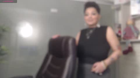Snapshot of allyiah chatting on 12/02/24, 06:21 online show from 12/02/24, 06:21
