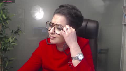 Snapshot of allyiah chatting on 01/18/25, 01:41 online show from 01/18/25, 01:41