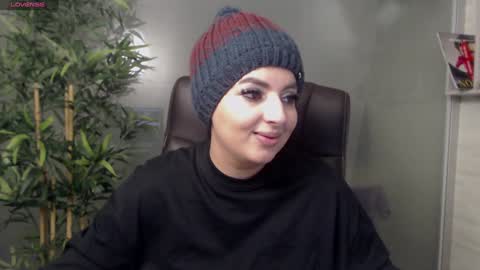 Snapshot of allyiah chatting on 01/26/25, 01:41 online show from 01/26/25, 01:41